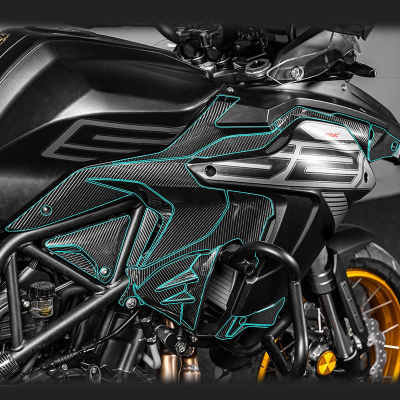 Carbon Fiber Tank Sticker Anti-Scratch Fishbone Decal Compatible with 2024-2026 Benelli TRK552X Motorcycle Accessories