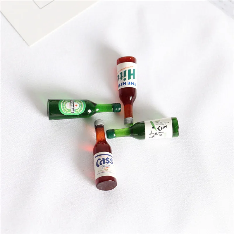 5Pcs Sake Beer Glass Figurine Micro Landscape Miniature Drink DIY Crafts Props Dollhouse Ornaments Home Decoration Accessories