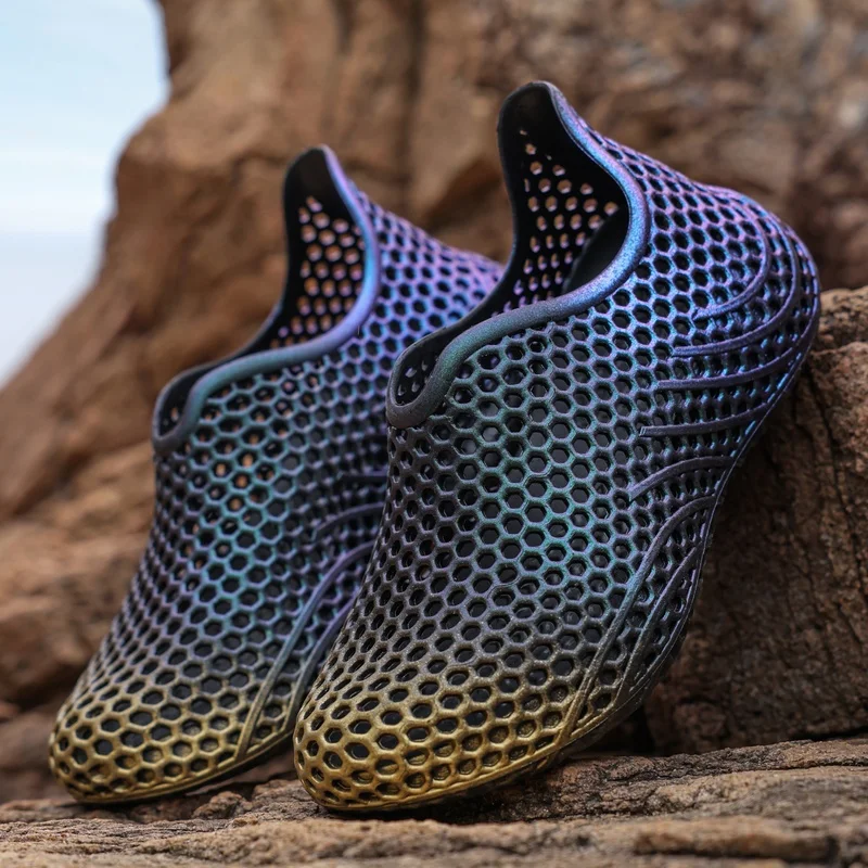

Men's and women's fashionable hole shoes summer new breathable sandals outdoor lightweight anti slip casual sports beach shoes
