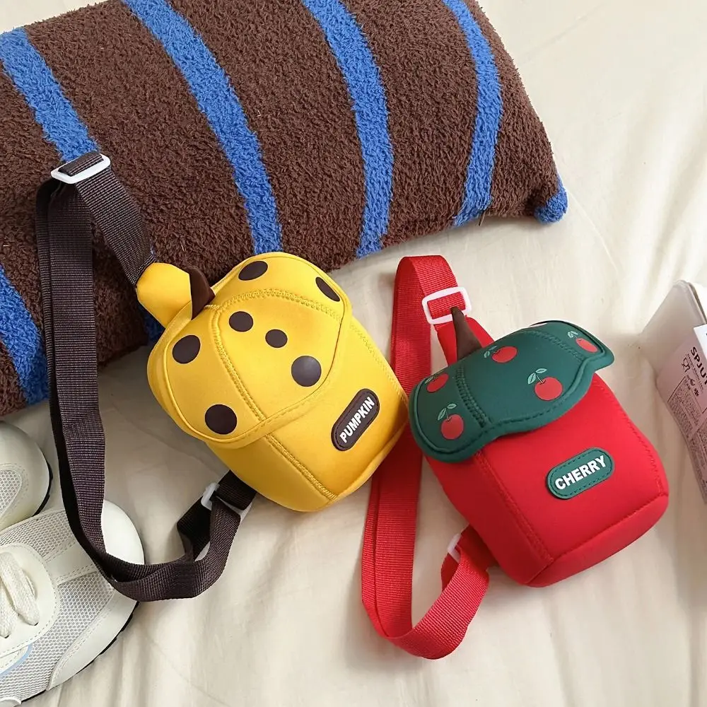

Детский рюкзак с милой клубникой, тканевая детская сумка через плечо с фруктами, большая вместительная студенческая нагрудная сумка с героями мультфильмов, уличная
