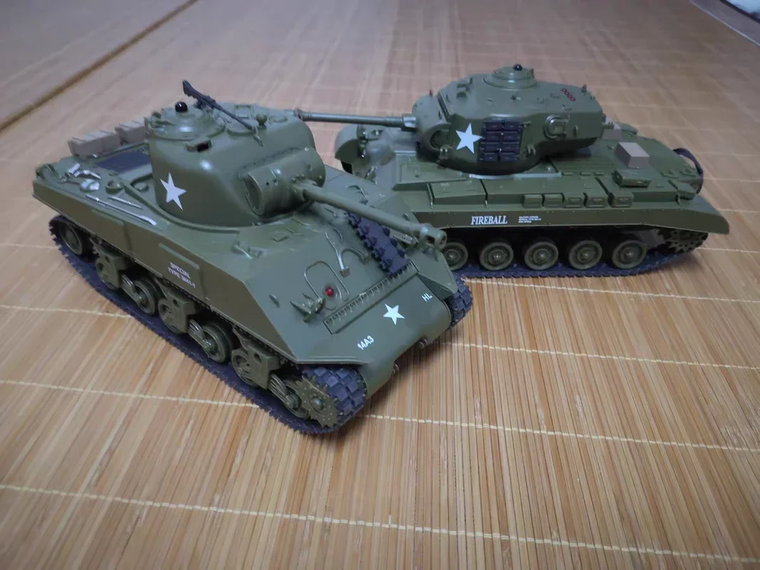 Henglong 1/30 czołgi Rc, Sherman kontra Pershing czołgi bojowe na podczerwień 2.4ghz Rc walczący Panzer pilot do nas Model Tank prezent