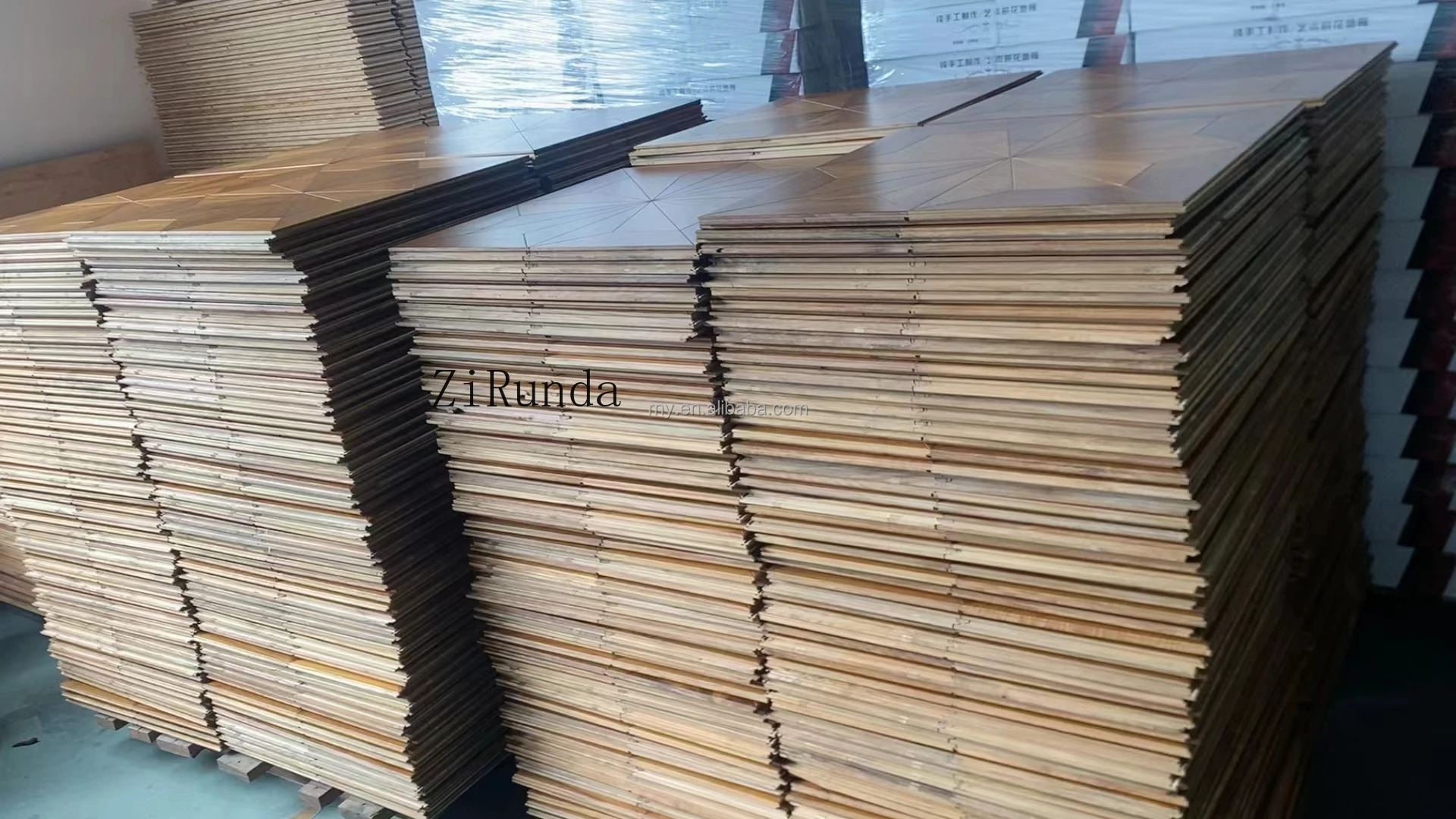 نسخة مخصصة من الأرضيات المصنوعة من خشب الساج الطبيعي وبلاط باركيه الفيلا