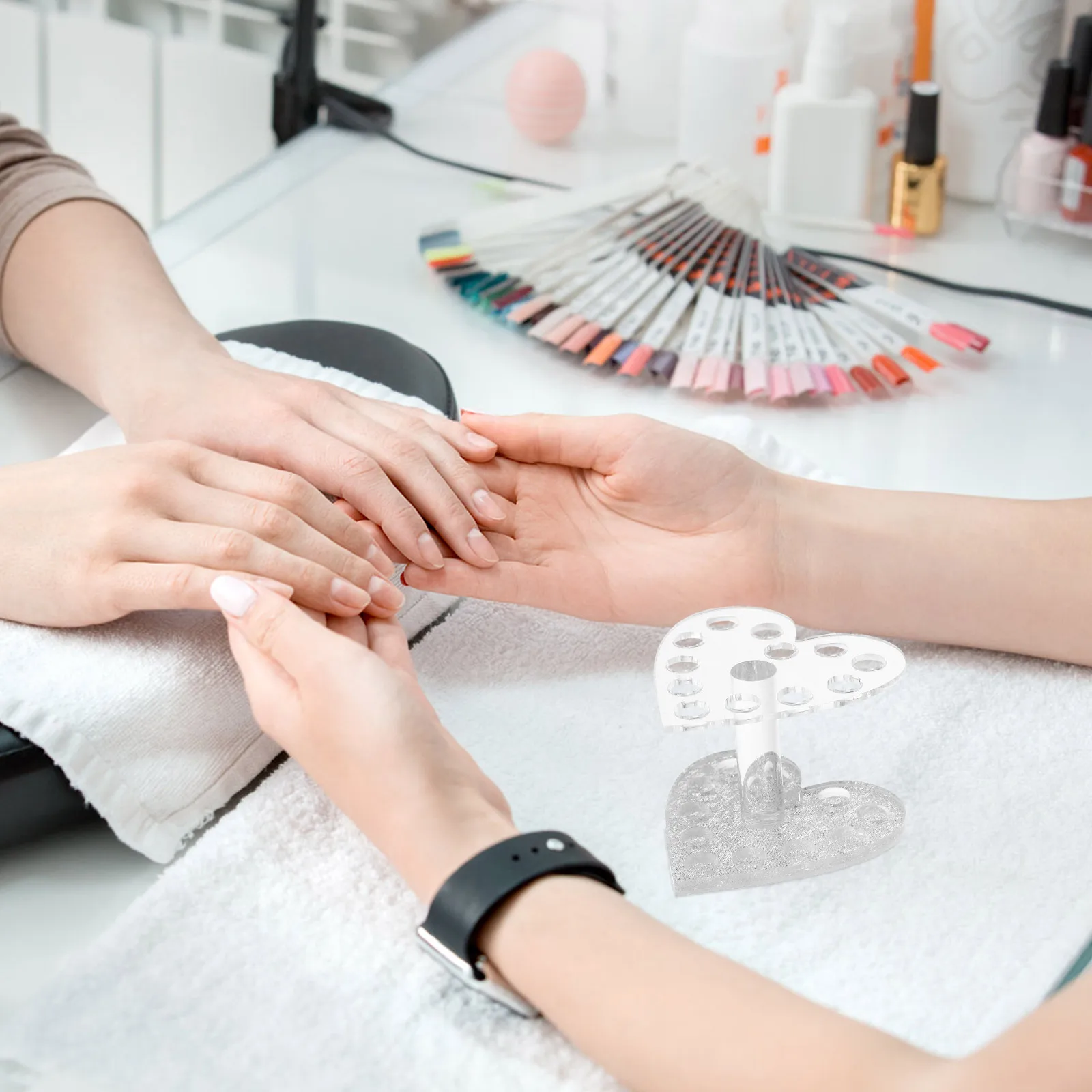 

1Pcs Heart Design Nail Art Penholder for Nail Brushes Uv Gel Pens Carving Tools Non-Slip Desktop Holder Compact Size
