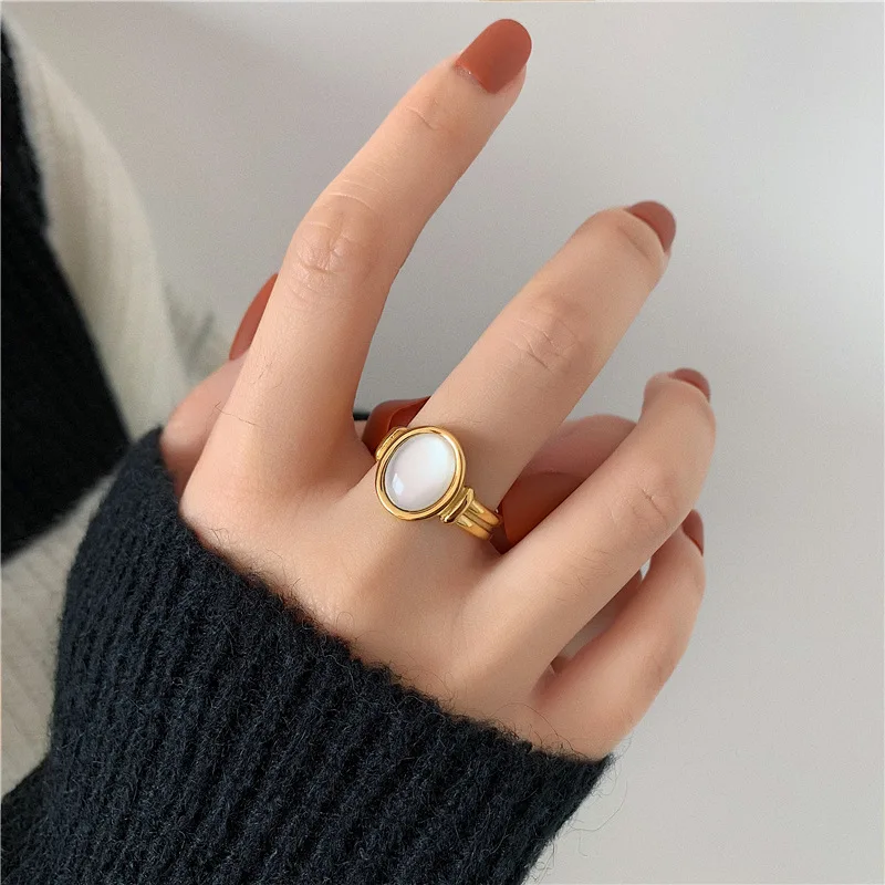 18K Gold PVD Plated 316L Stainless Steel Rings Finger Large Chunky Wedding Statement Jewelry Square Vintage Shell Ring for Woman