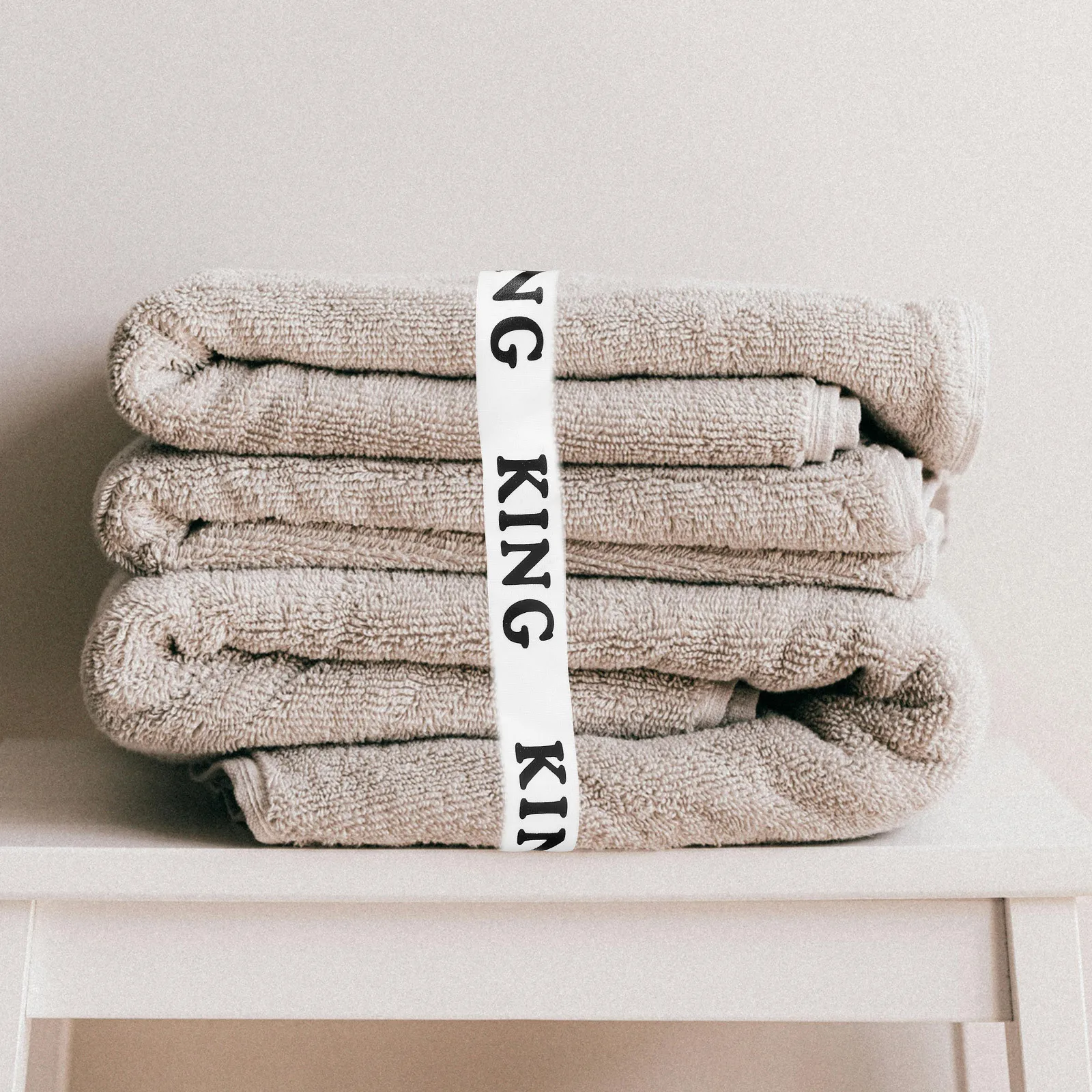 

4Pcs Elastic Bed Sheet Bands Adjustable Straps for Secure Storage and Organization Bed Sheet Band Elastic Storage Band