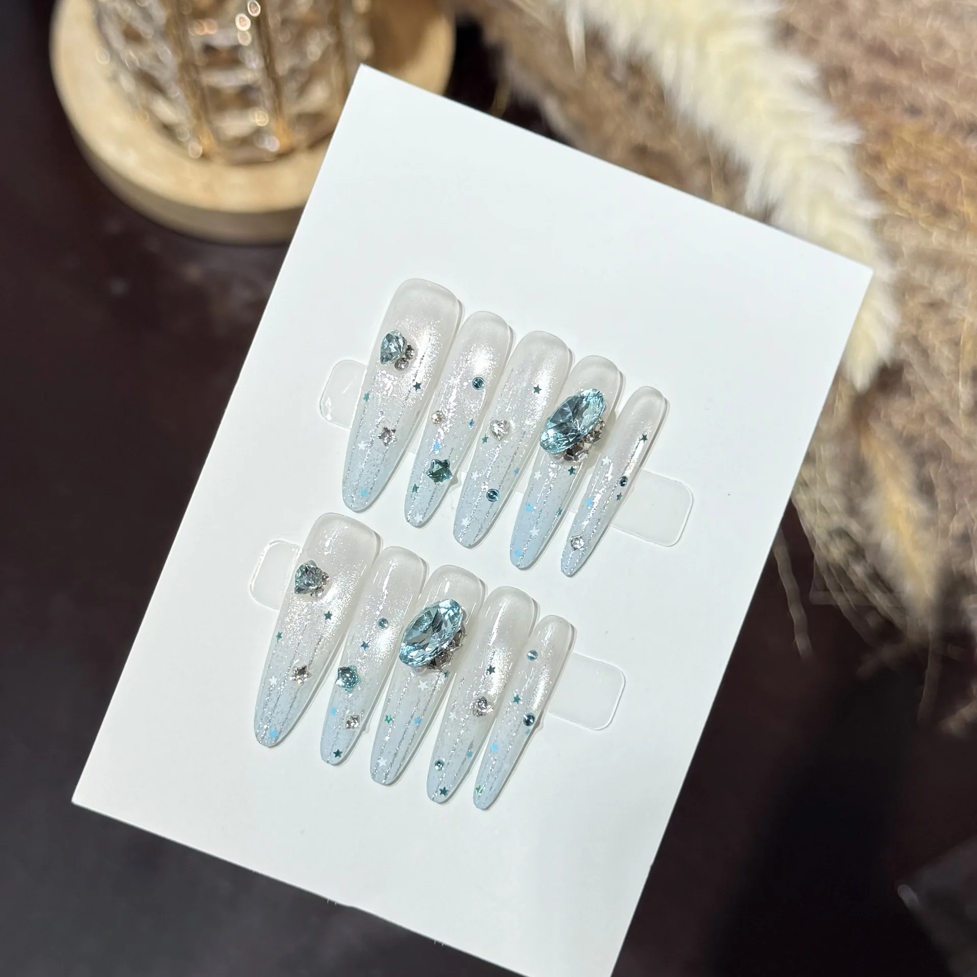 10個入り サマースターズ キャッツアイ グリッターネイルア - Pressed Flower Art のレビューと価格