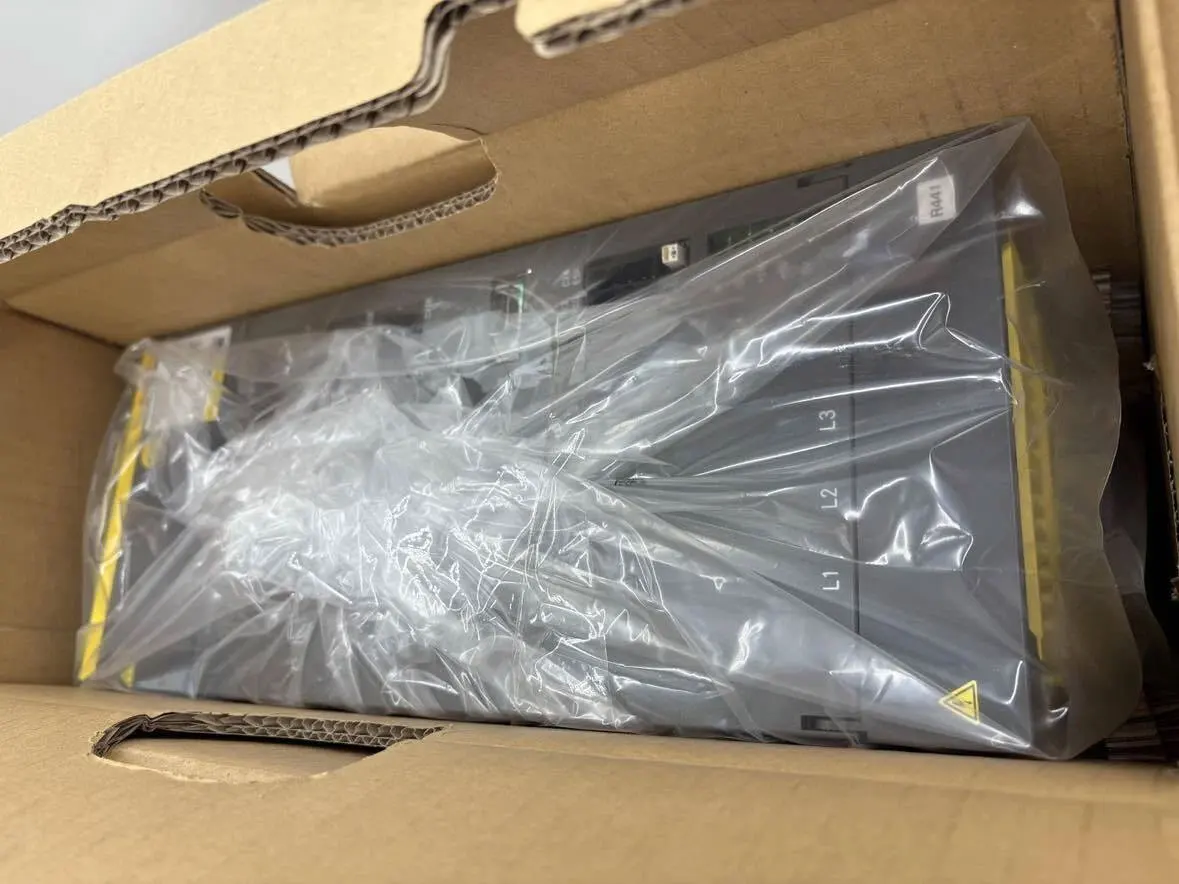 Совершенно новый A06b-6087-H126 A06B-6087-H155 Гарантия один год