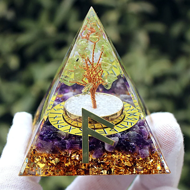 

Lun Rune Crystal Tree Crystal Crushed Stone Pyramid Ornaments Resin Drop Glue Home Handicrafts