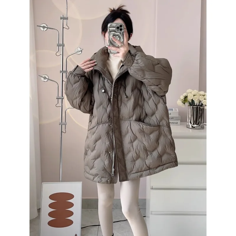 Down Jacket Women's Mid Length Winter 2023 New Style, High-end Design, Fashionable Quilted Hooded Jacket