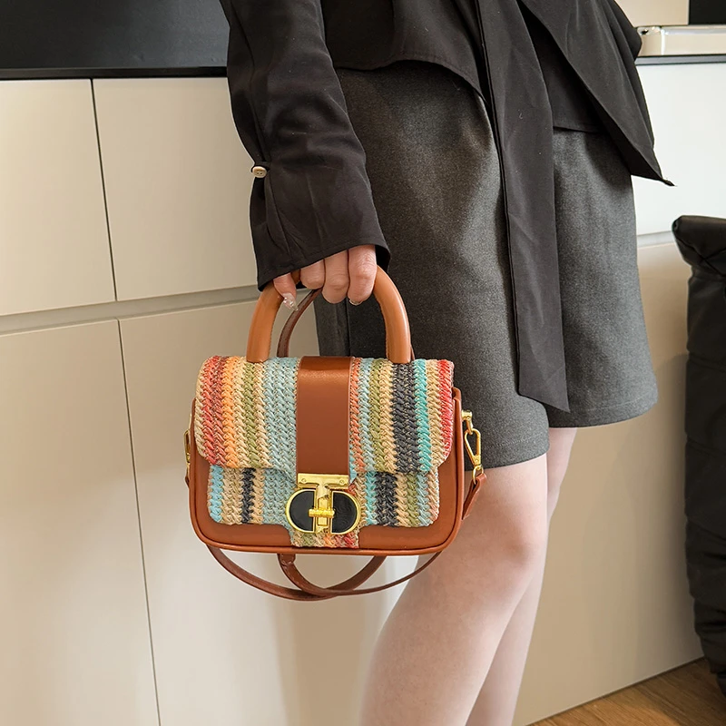 

Popular Women's Messenger Bag with Genuine Leather - Crossbody Shoulder Handbag Elegant Style By Famous Brand