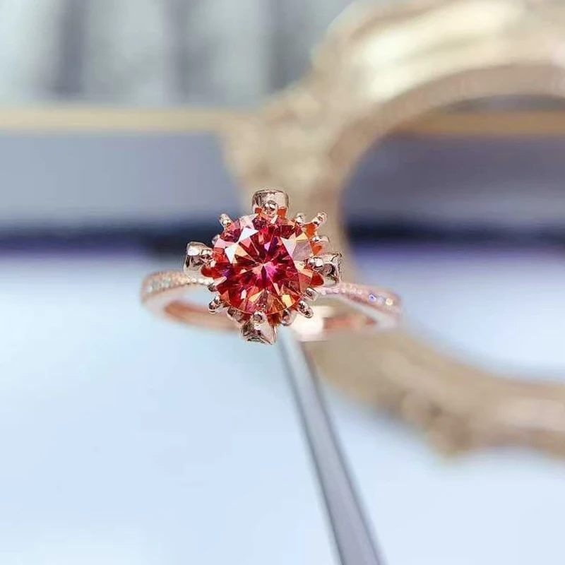 

Кольцо из серебра 925 пробы с муассанитом 6,5 мм, 1 карат, красное кольцо с муассанитом класса VVS для свадьбы, подарка на день рождения для женщин