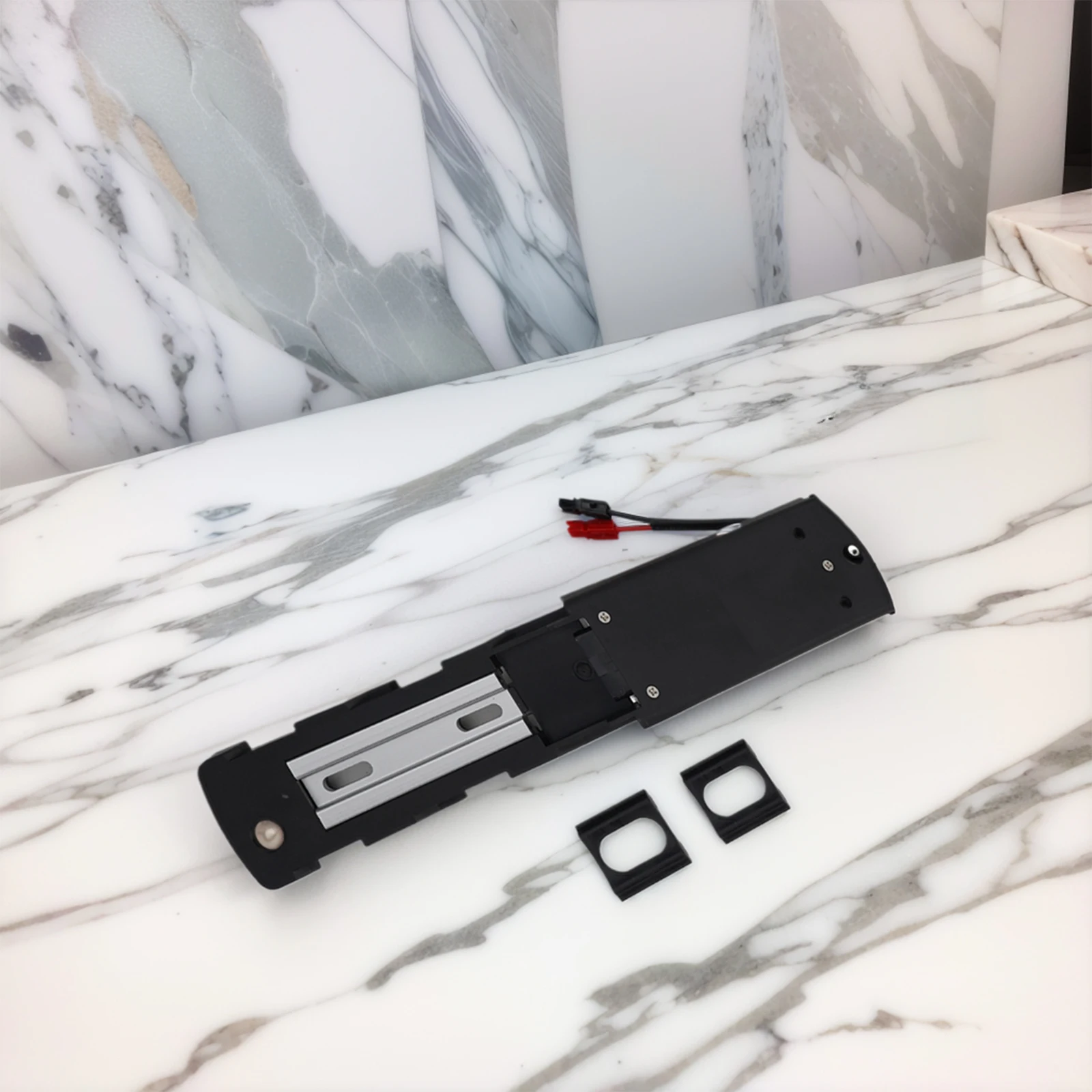 部品取り付けプレートホルダー-アルミニウム合金バッテリー-ブラック-機能的なホルダー-取り付けプレート-プラスチック-プロ仕様-便利