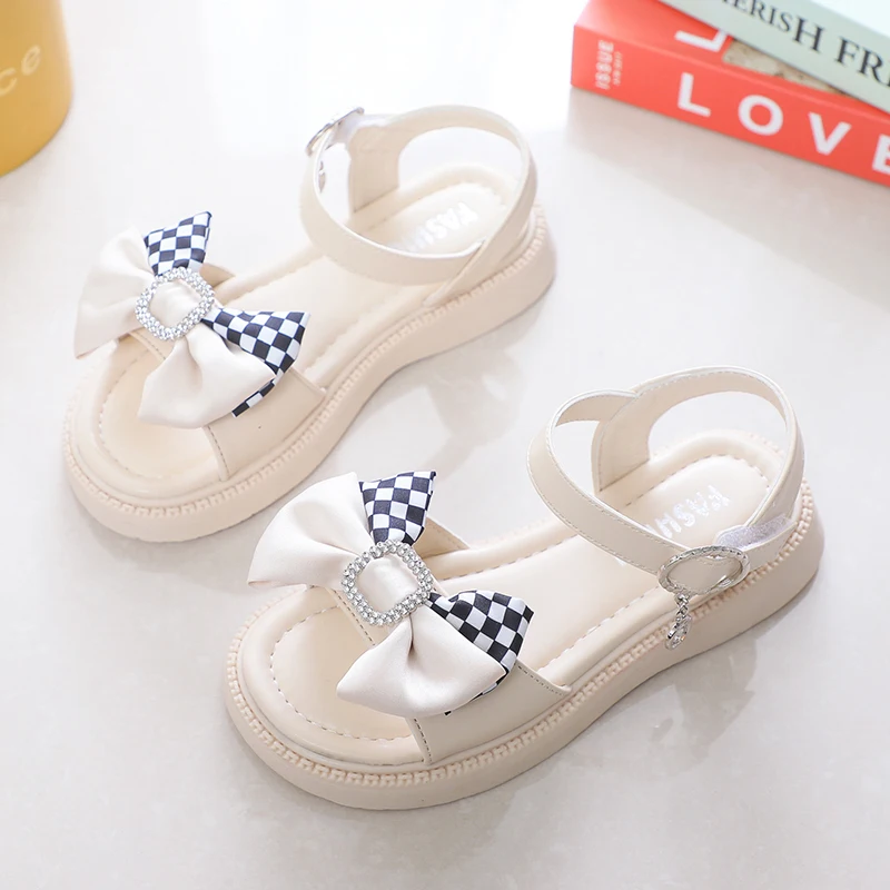 

Spring Summer Children Cute Shoes Girls Princess Wedding Bow Sandals Glitter Dance Shoes Pearl Princess Casual Buckle Sandals