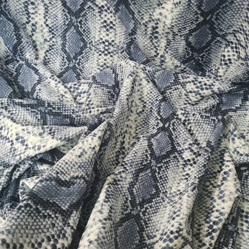 Buona imitazione tessuto Chiffon di seta grigio-blu Sexy serpente pitone stampa motivo gonna in Chiffon tessuto materiale da cucire abito fai da