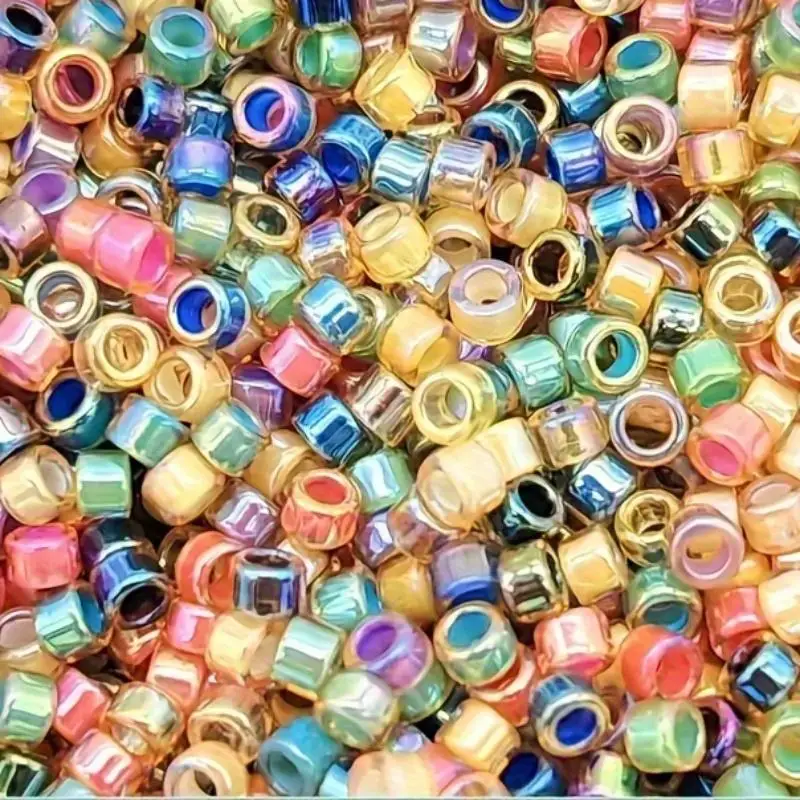 1200 Stück Gemischte Farbige Glas-Rocailles mit Irisierendem Finish für Schmuckherstellung DIY-Handwerk Armband-Projekte – Detail 3