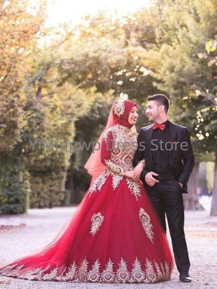 Kleurrijke moslim trouwjurken met hijab baljurk met lange mouwen Prachtige vrouwenjurk Applicaties Rode bruidsjurken op maat