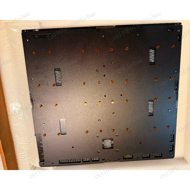 For 4 SXM2-format GPUs with NVLink Interface PCB Board