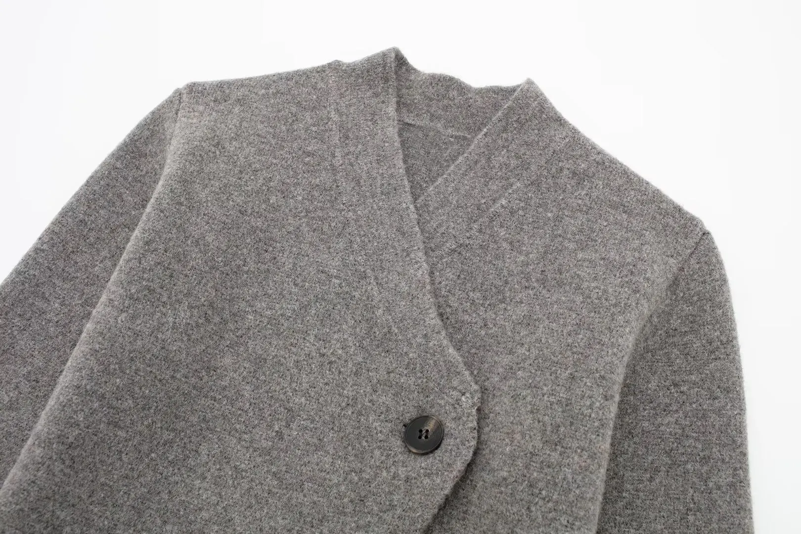 Traje Vintage gris liso para mujer, Top de punto con cuello en V y una hilera de botones, Falda larga y recta, conjuntos de moda para Otoño e Invierno 2024