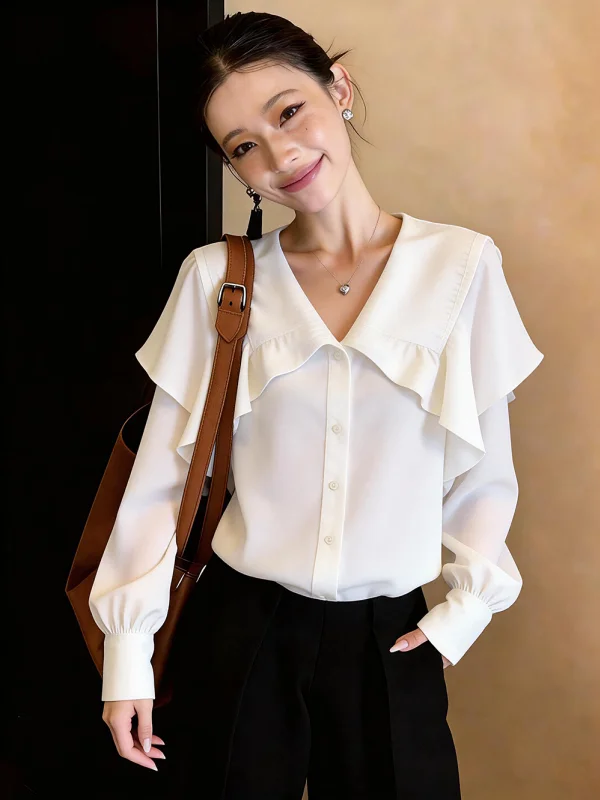 

Elegant White V-neck Shirt Commute Fashion Design Sensation Ultra-flounce Sleeve Ladies Premium Spring 2026 Shirt