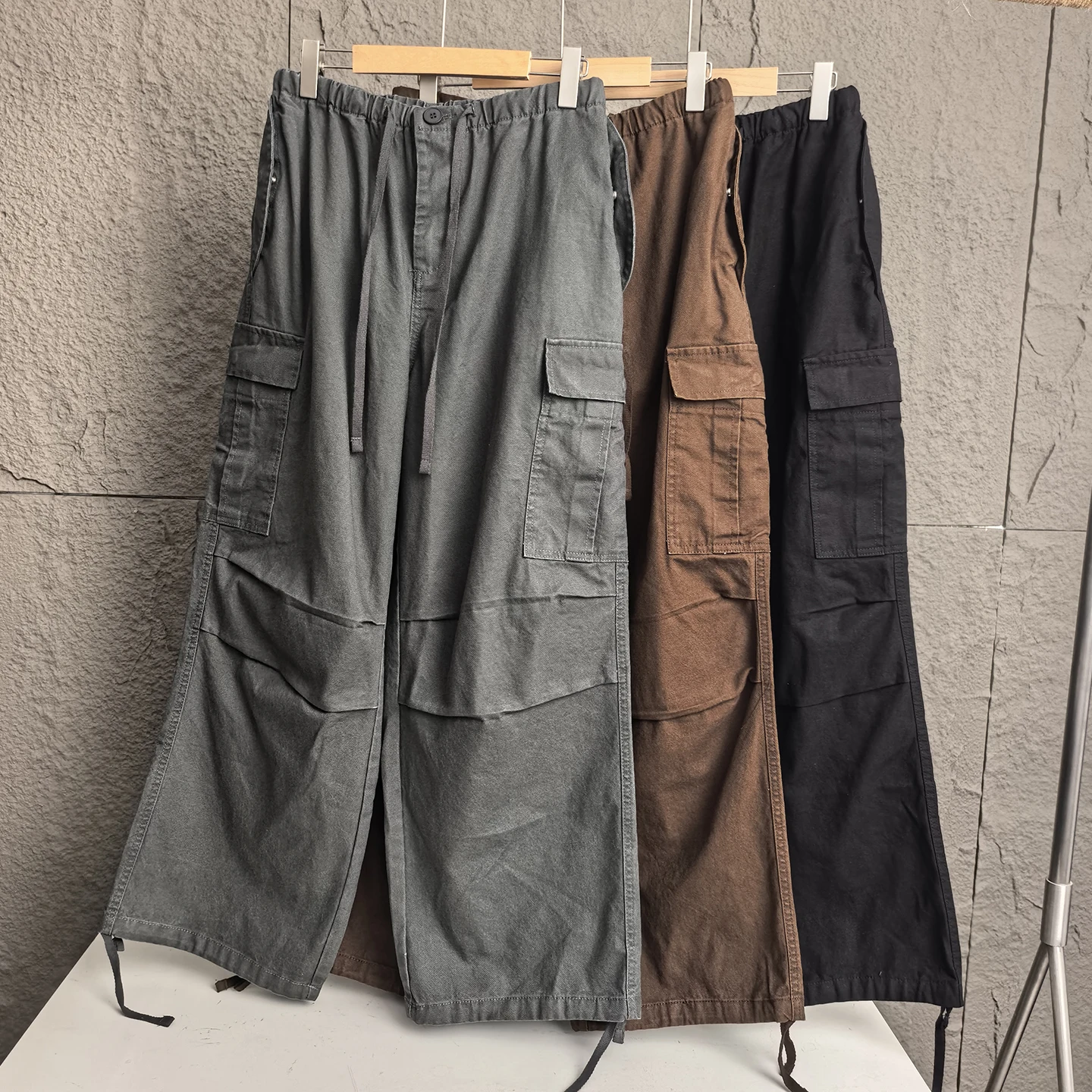 

Ретро-американские рабочие брюки в стиле винтаж для пар, из хлопка, свободного кроя, широкие штанины, повседневные, прямого кроя...