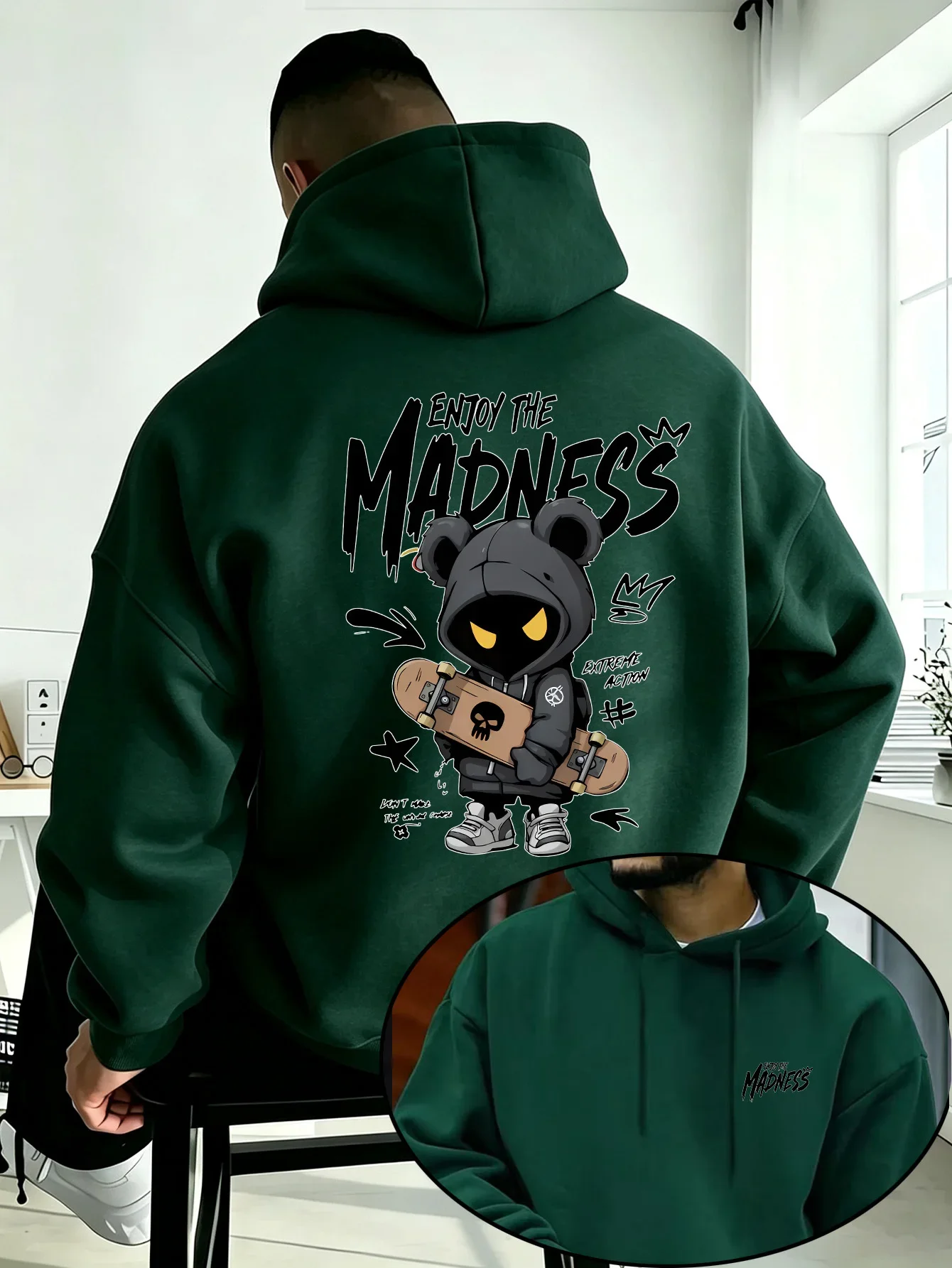 Men's Skateboard Bear Hoodie Enjoy The Madness Graffiti Cartoon Graphic Fleece Sweatshirt Streetwear Autumn Winter