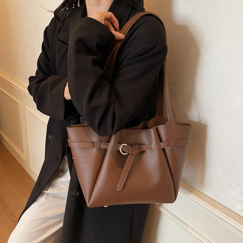 Tas Selempang Kotak 2025, Tas Ketiak Chic untuk Wanita, Tas Selempang Fashion, Tas Minimalis untuk Siang dan Malam, Tas Selempang Bertekstur