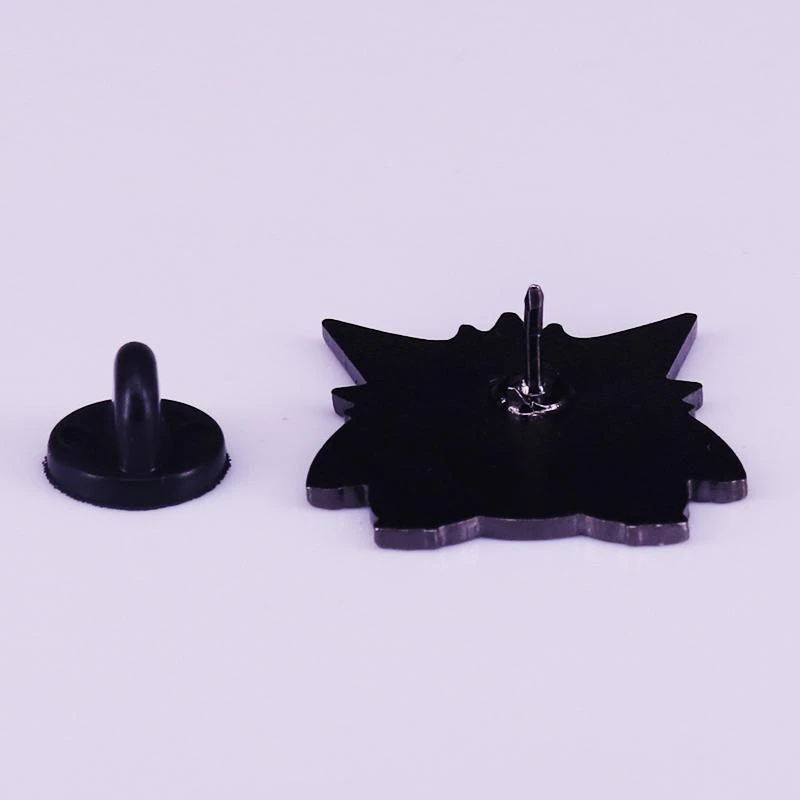 Pokemon Màu Đen Và Trắng Gengar Anime Ve Áo Pins Ba Lô Jeans Men Brooch Pin Phụ Nữ Thời Trang Quà Tặng Đồ Trang Sức Phim Hoạt Hình Phù Hiệu