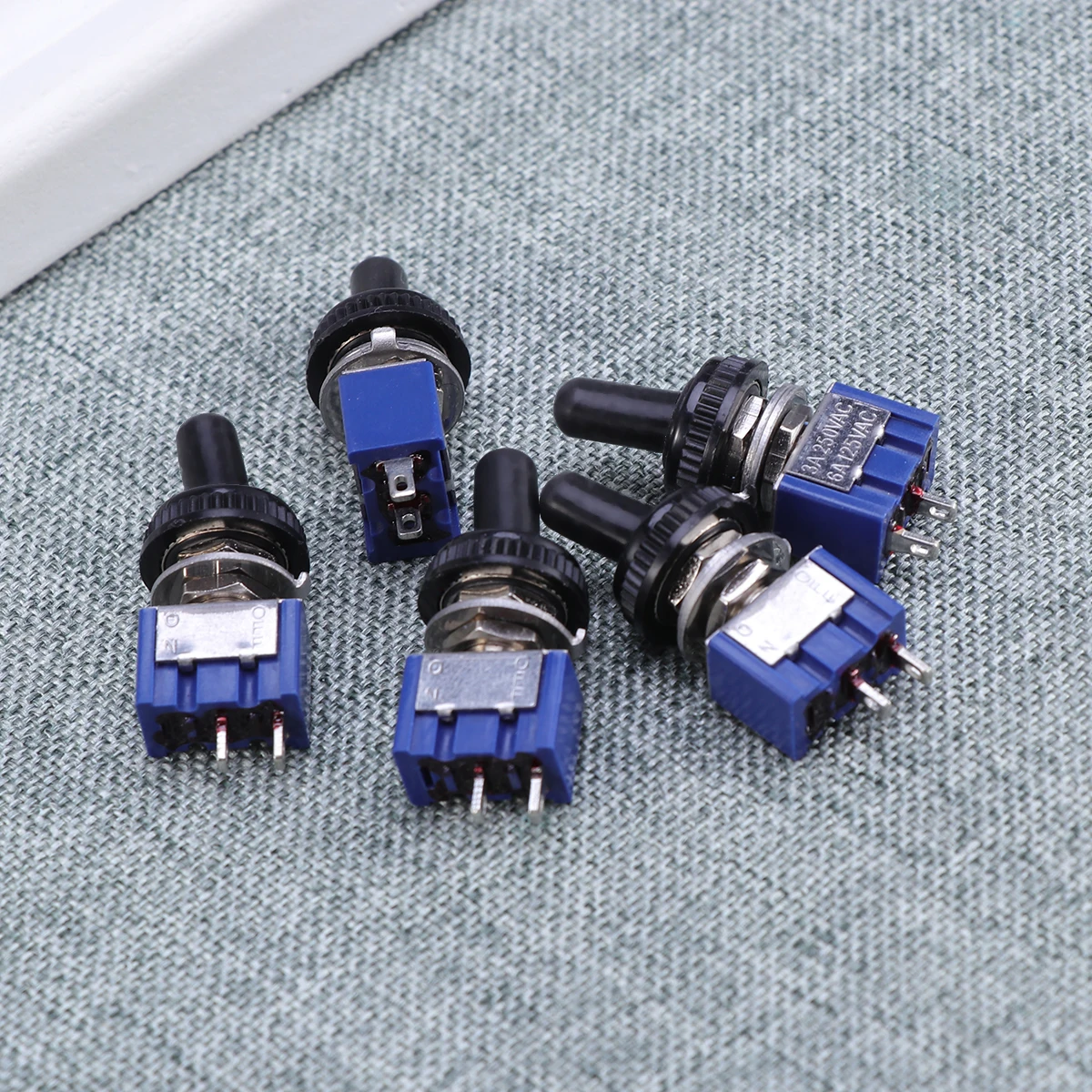 

5Pcs Mini Toggle Switch Waterproof Cover On Off 2P 125VAC 6A 250VAC 3A Heavy Duty Blue Lightweight Practical Design