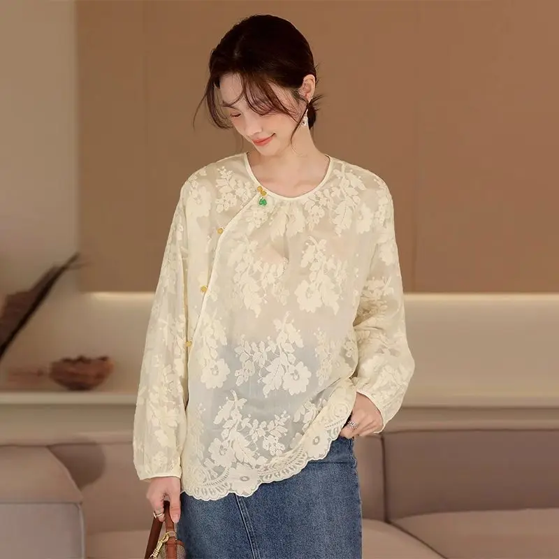 Women Shirts Beige Country Pendant O Neck Shirt Long Sleeve Lace Shirt Spring New Temperament Loose Tops Winter Clothes Women