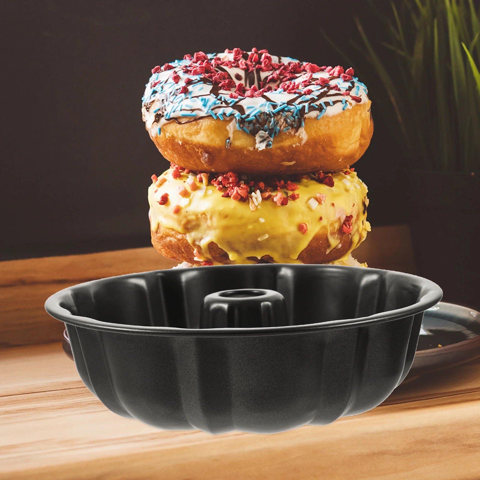 

Creative Pumpkin Shape Donut Mold Multi-Function Baking Tool Thick Non-Stick Carbon Steel Doughnut Making Mold Easy Demould Heat