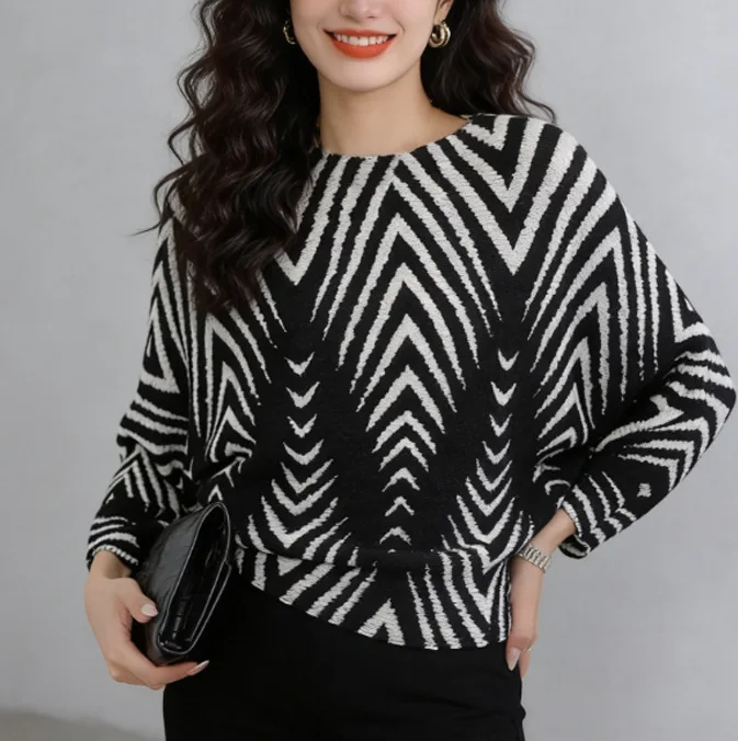 

Miyake Pleated 2026 New Design Sense Loose Pleated T-shirt Long-sleeved Round Neck with Matching Tops Bottoming Shirt Female