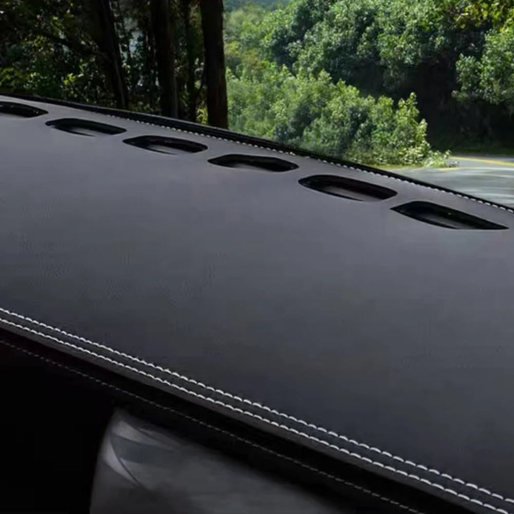 Suitable For WEY Tank 300 2023 2024 2025 Leather Light Avoiding Pad Instrument Panel Console Sunscreen Silicone Anti Slip Pad