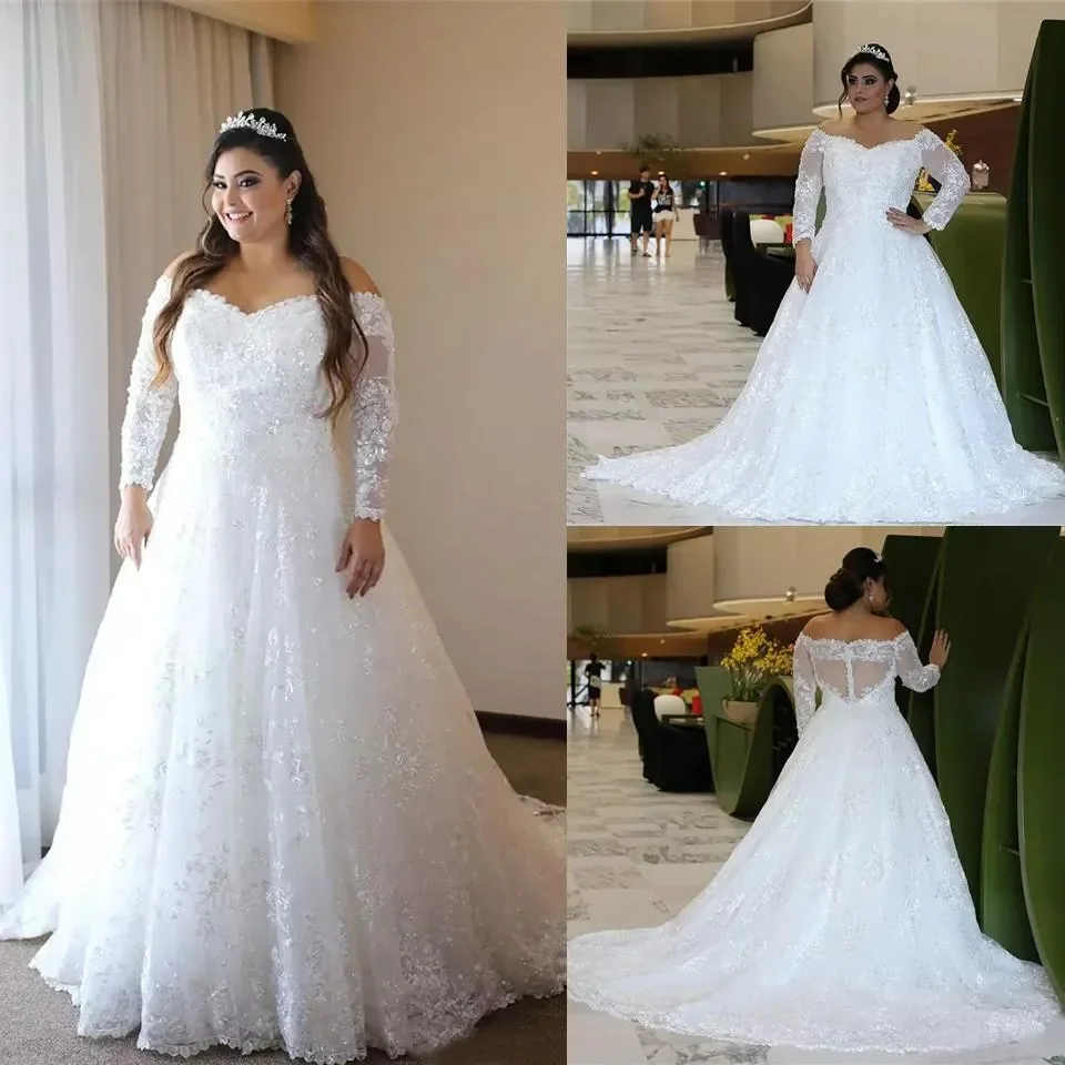 

Sparkly Long Sleeves Lace Plus Size Wedding Dresses with Beaed Appliques Off Shoulder Sweep Train Tulled A Line Bridal Dress