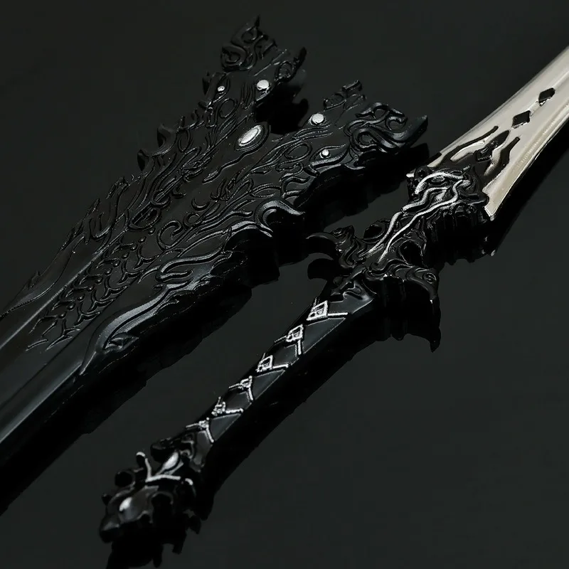ดาบแห่งความรักของนักดาบ 22 ซม. ดาบแห่งความชั่วร้าย อาวุธต่อสู้ระยะใกล้ โมเดลโลหะผสม ของตกแต่งตั้งโต๊ะ ของสะสม งานฝีมือ ของขวัญ ของเล่นเด็ก