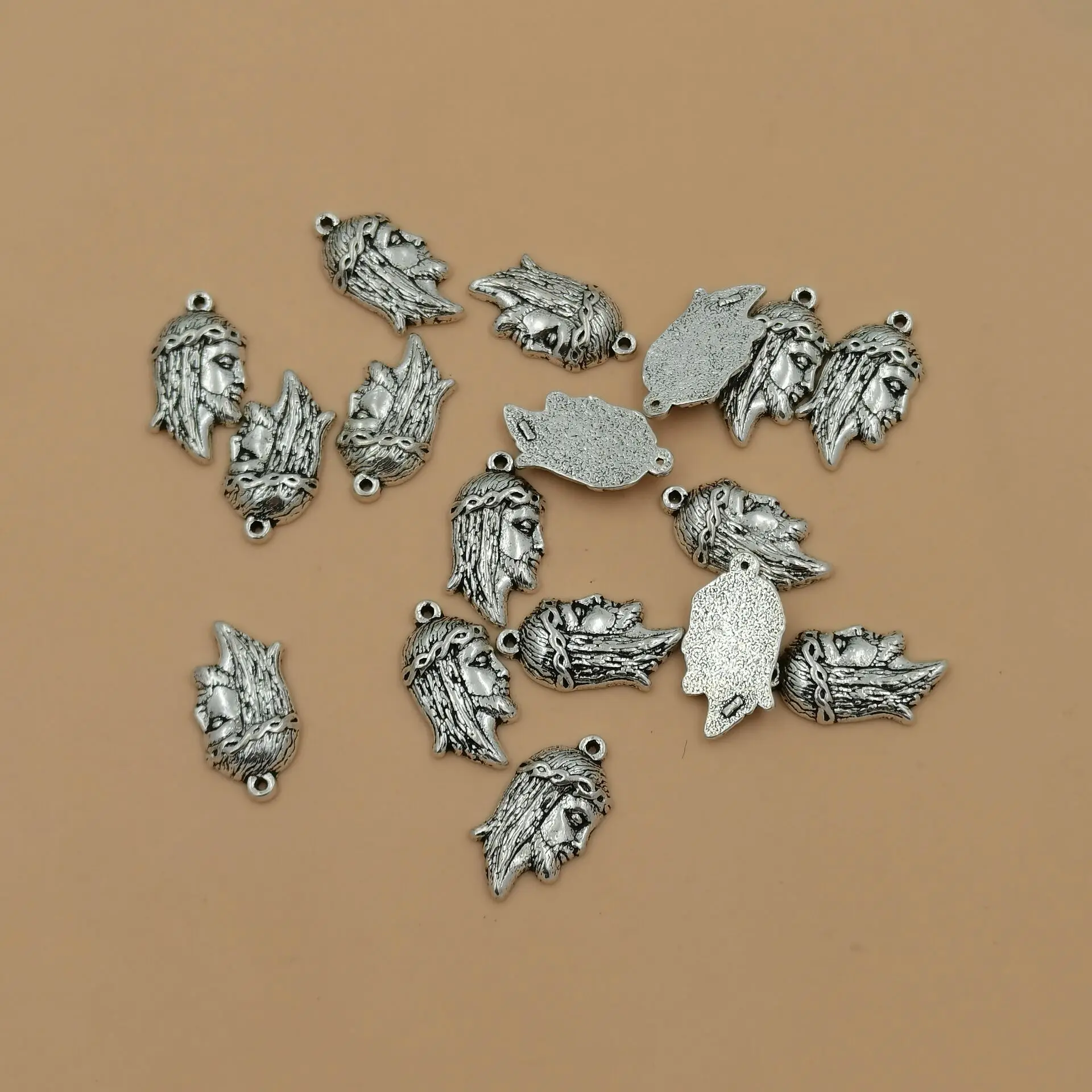 20Pcs Alloy Jesus Pendant For DIY Bracelet Necklace Jewelry Making Accessories A-490