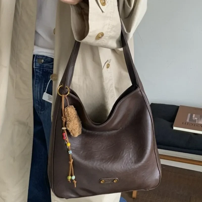 

Корейская сумка-ведро большой вместимости в стиле ретро, осень 2026, новая модная и модная сумка на плечо большой вместимости для путешествий