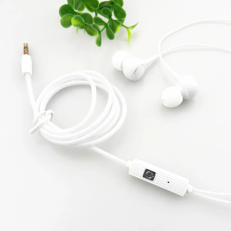 1 Pcs fashion Wired With Built-in Microphone 3.5mm In-Ear Wired Earphone Hands Free For Smartphones