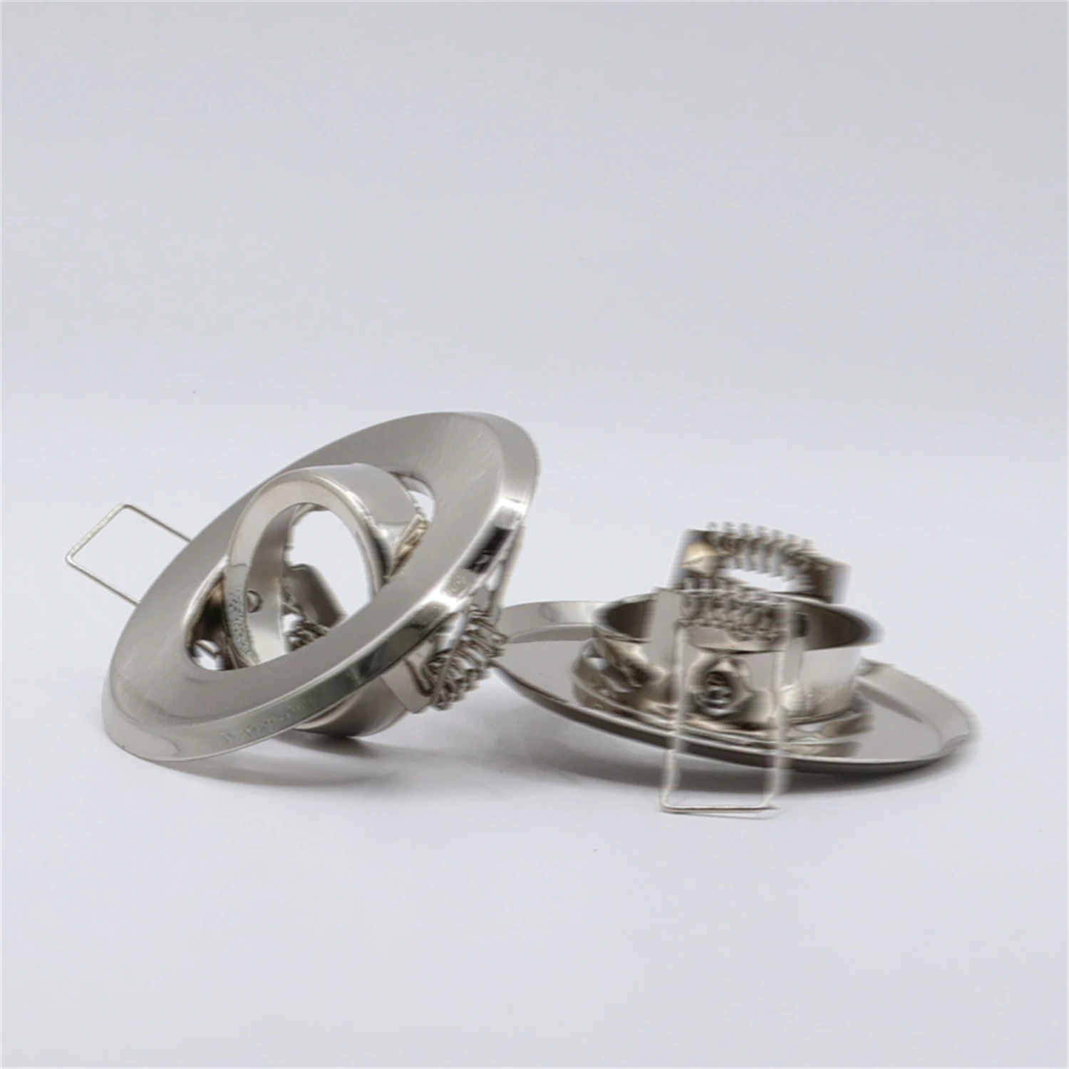 Easy Replacement Adjustable Angle Tiltable Stain Nickel Round Cut Hole 45mm Iron Metal Lamp Holder Spot Light Housing