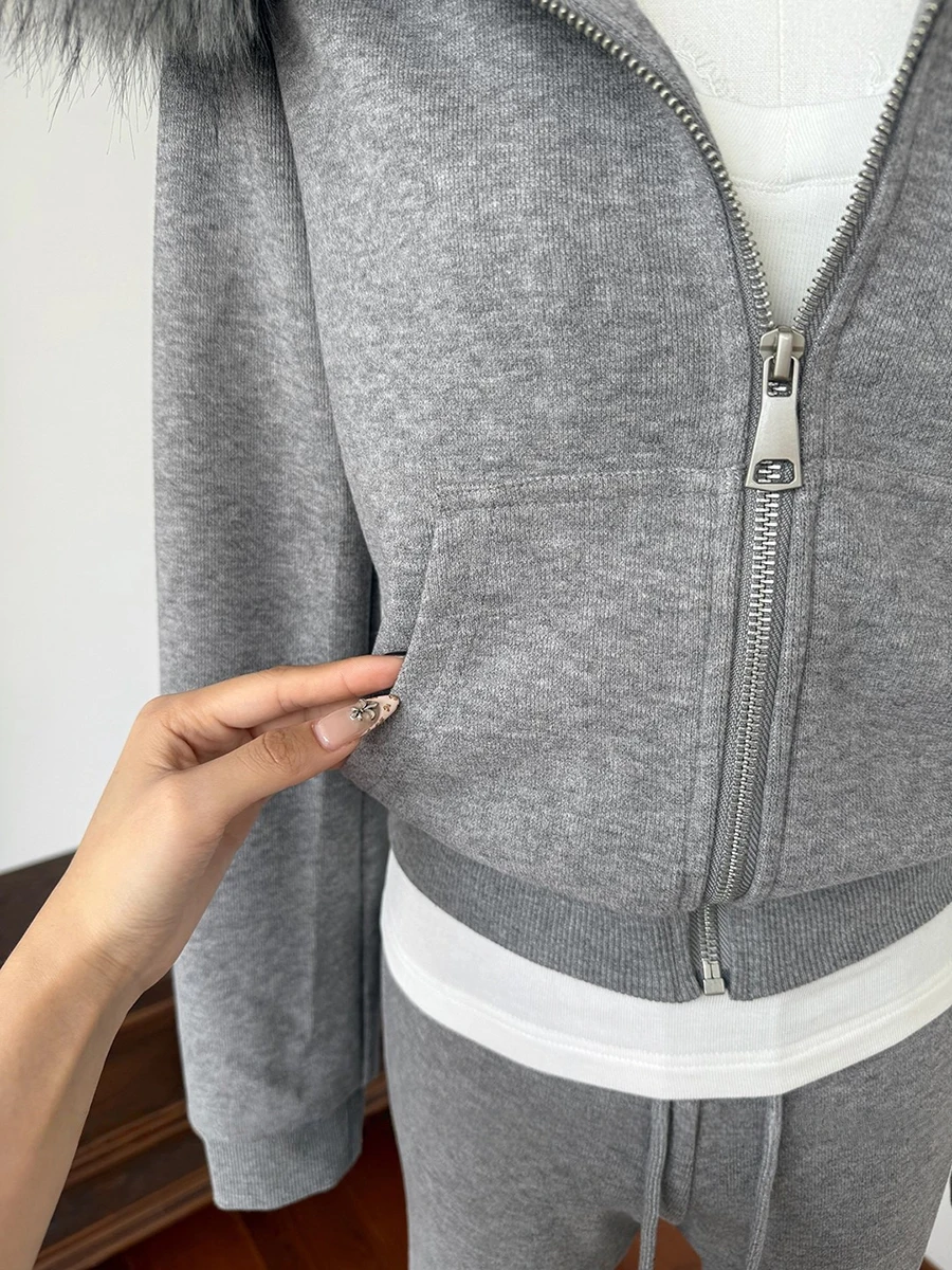 سترة نسائية بغطاء للرأس بسحاب من REDDACHiC مع غطاء محرك السيارة وجيوب من الفرو الصناعي وأكمام طويلة سترة قصيرة ضيقة ملابس رياضية كورية للخريف