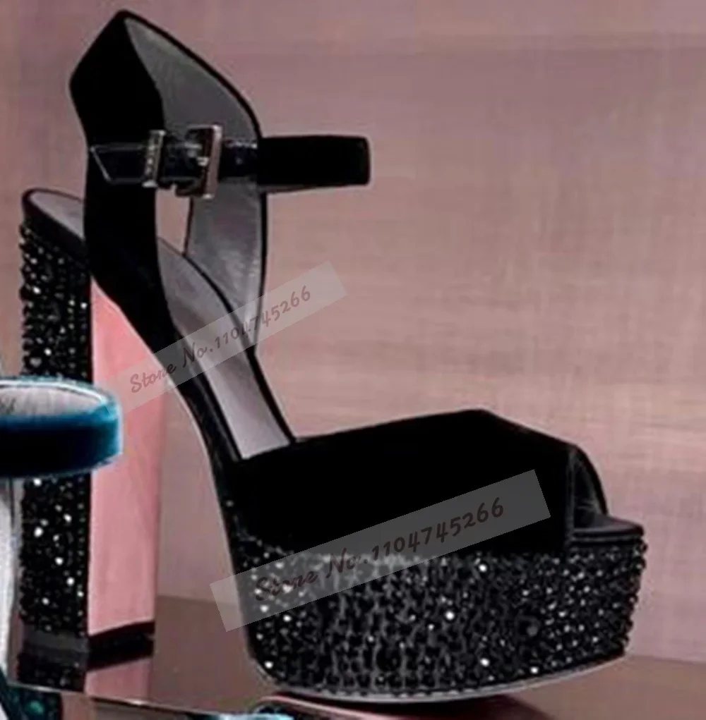 Thumbnail 4 - #4 Trending Block Heel Shoes Right Now