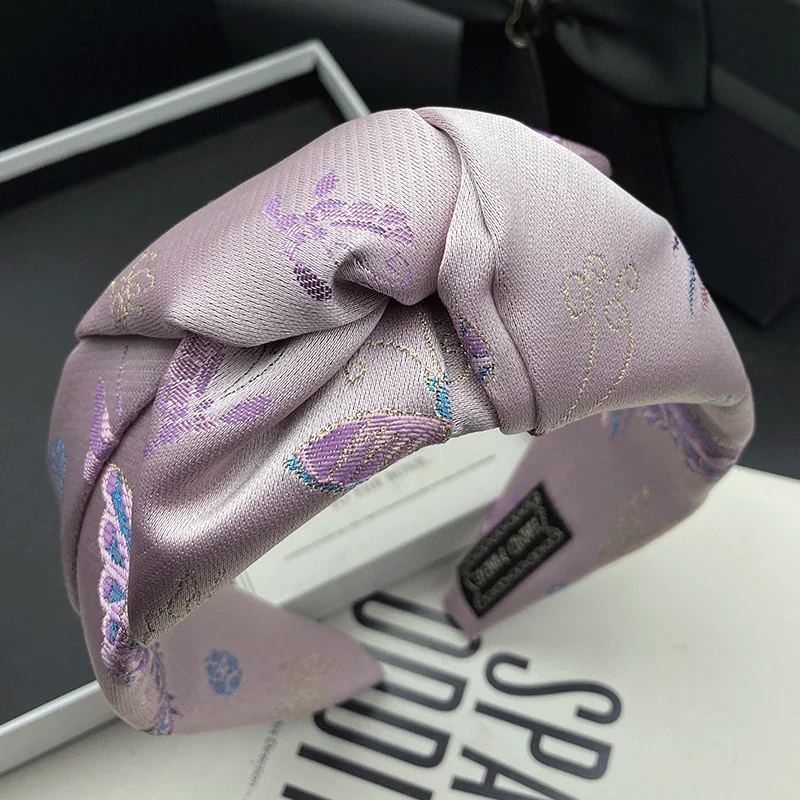 

Gao Ding light pink fabric embroidery hairpin hoop female high sense adult hair binding headdress high skull top wide edge hoop