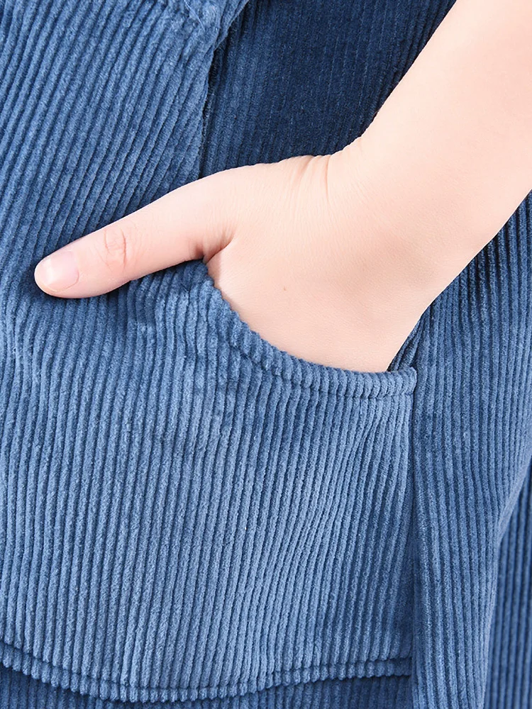 เสื้อสเวตเตอร์คอสูงผ้าลูกฟูก Thiened สำหรับผู้หญิง กระโปรงยาวลายทางสไตล์เรโทร ซับในสำหรับฤดูหนาว ดีไซน์ศิลปะ เหมาะสำหรับใส่ไปทำงาน