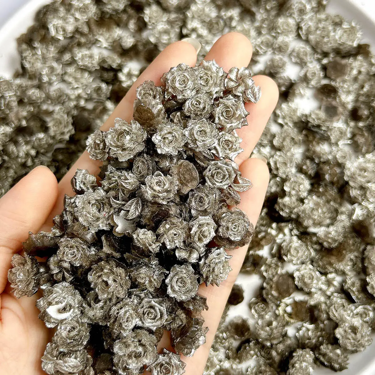 Encantos de uñas de flor gris con purpurina de Hada de resina 3D, estilos luminosos varios, flor de resina mixta, decoración artística de uñas, piezas de manicura DIY