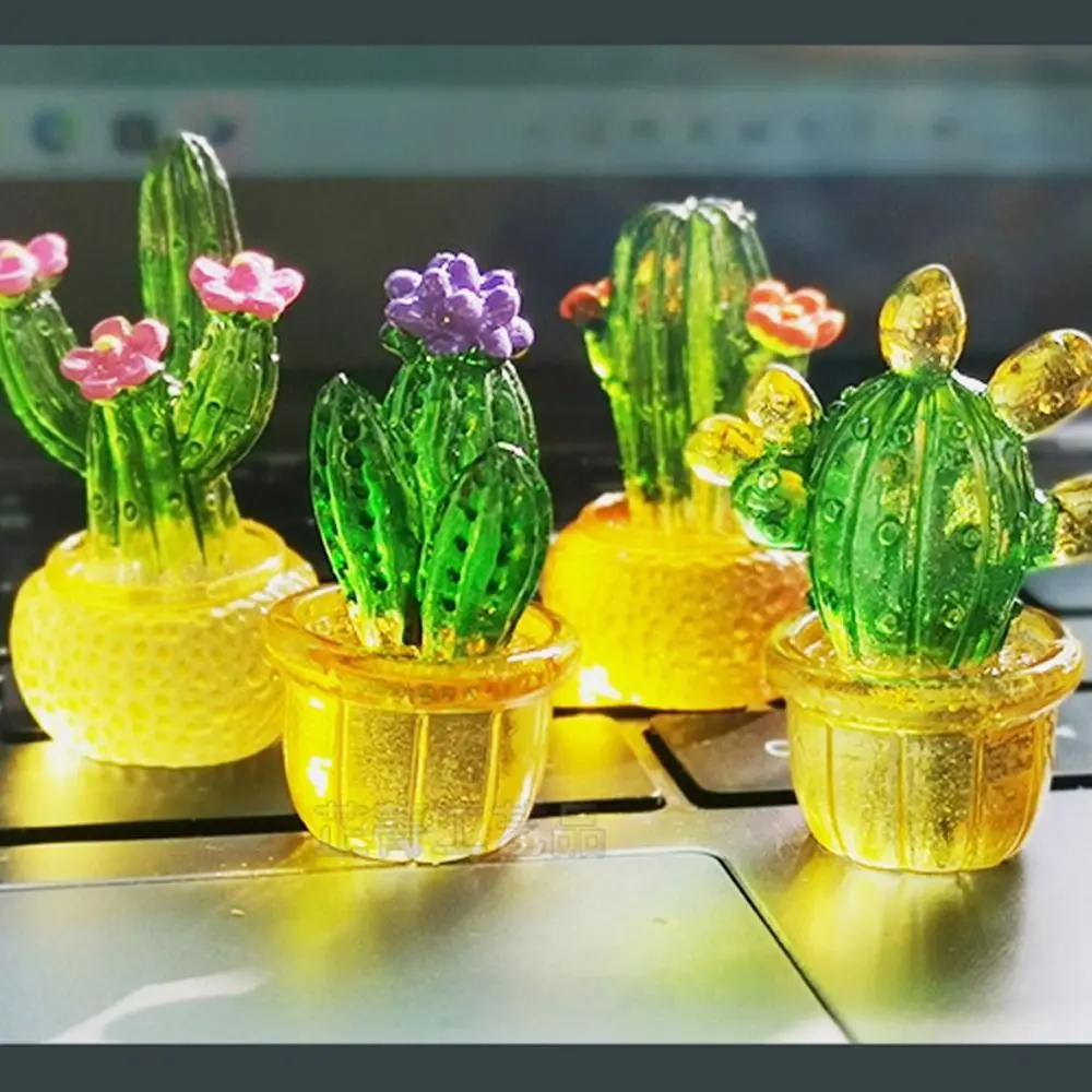 Transparent Fleshy Cactus Bonsai Decor Cartoon Realistic Mini Cactus Figurines Resin Crafts Simulated Cactus Desktop Ornament