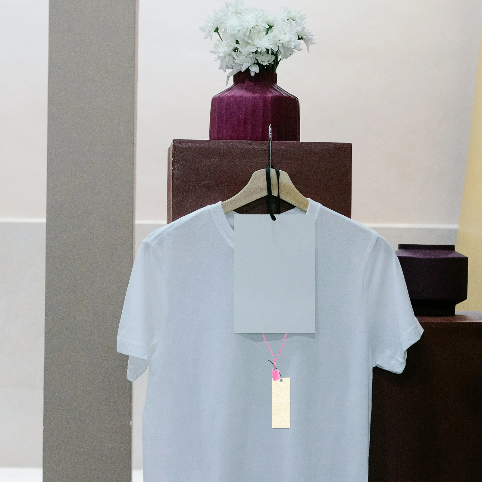 

950pcs Plastic Square Buckle For Clothes Hang Ties Price Tag String Retail Supplies Clothing Tag Fasteners Hang String