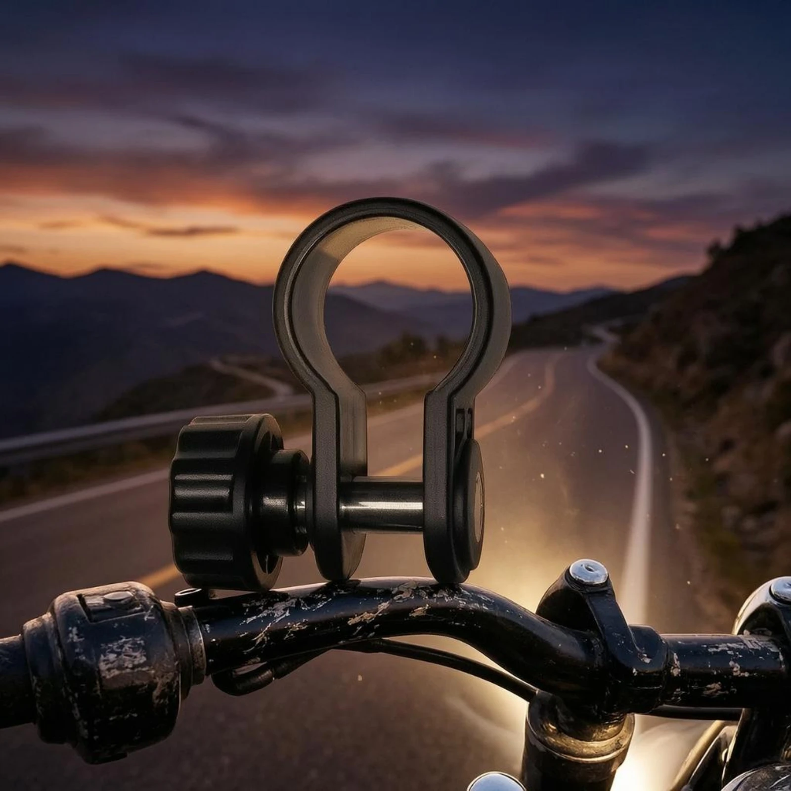 Universal Flashlight Clip Circular-Shaped Flashlight Mount Tool Accessory Adjustable