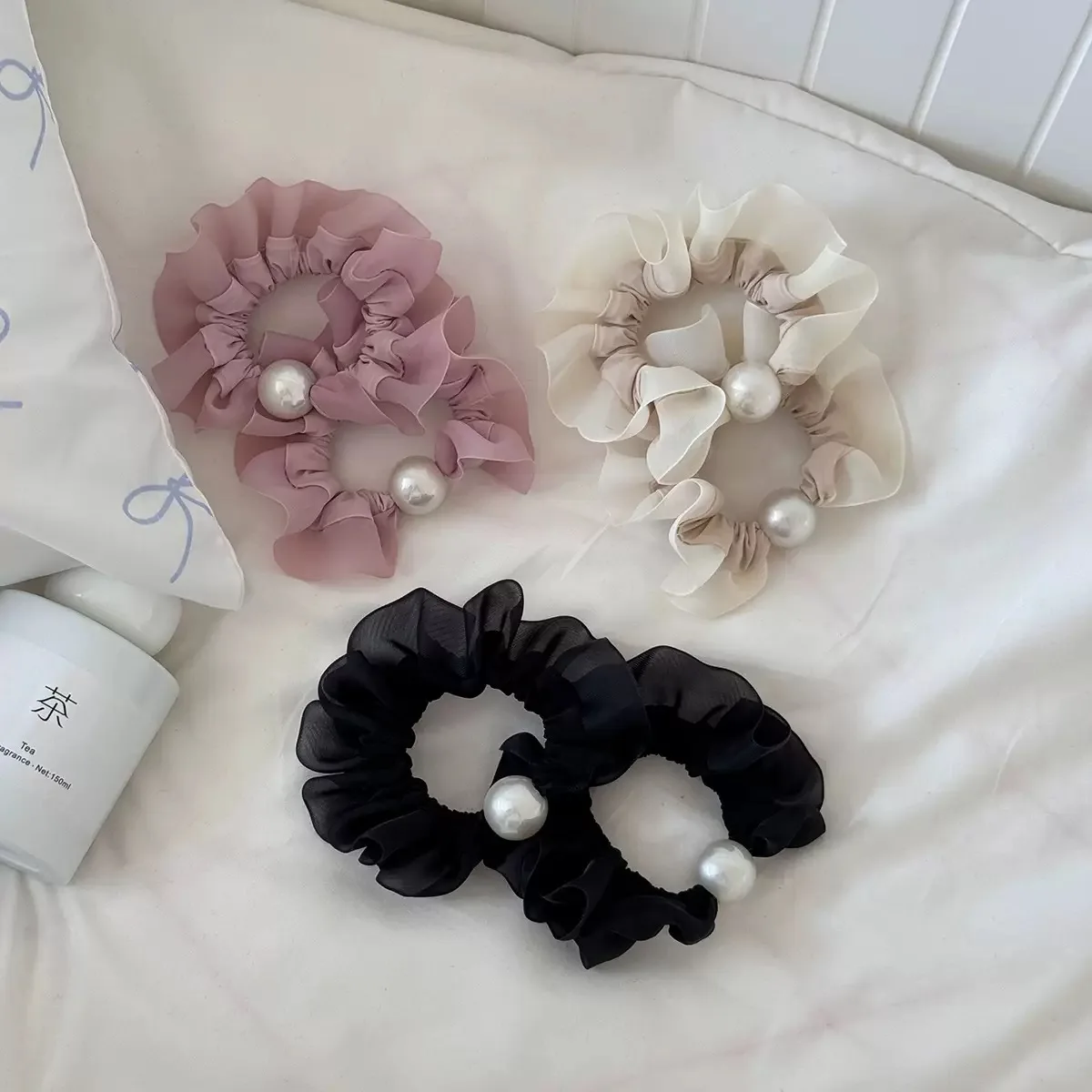 

Резинка для волос из органзы с жемчужными украшениями — мягкий атласный шнурок для волос с рюшами, элегантный женский аксессуар для волос