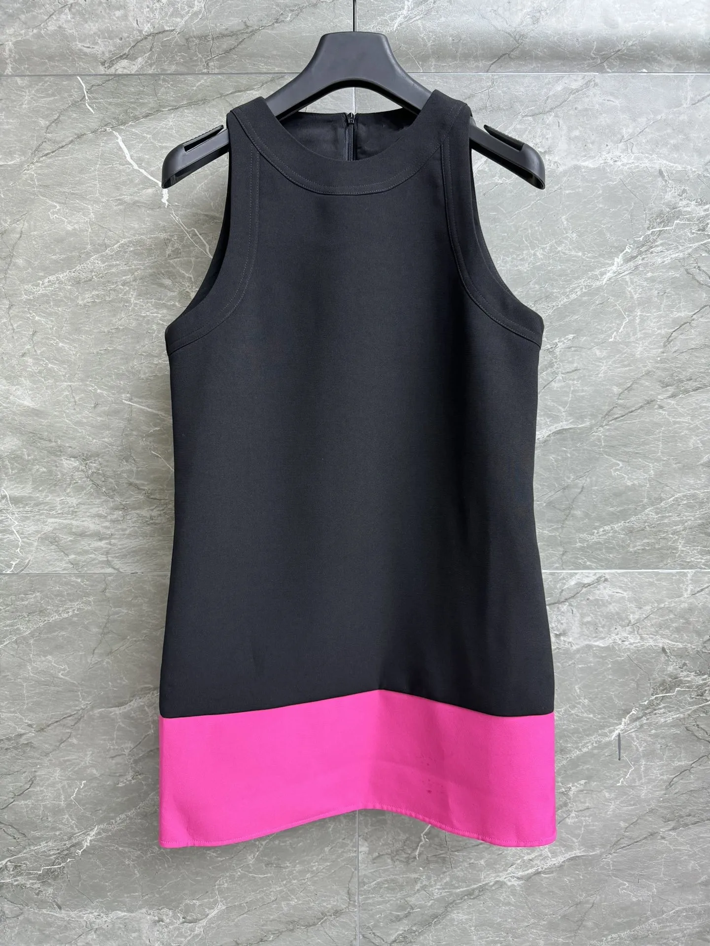 

2024 Women's Clothing Sleeveless black and pink patchwork dress Spring Summer New 401