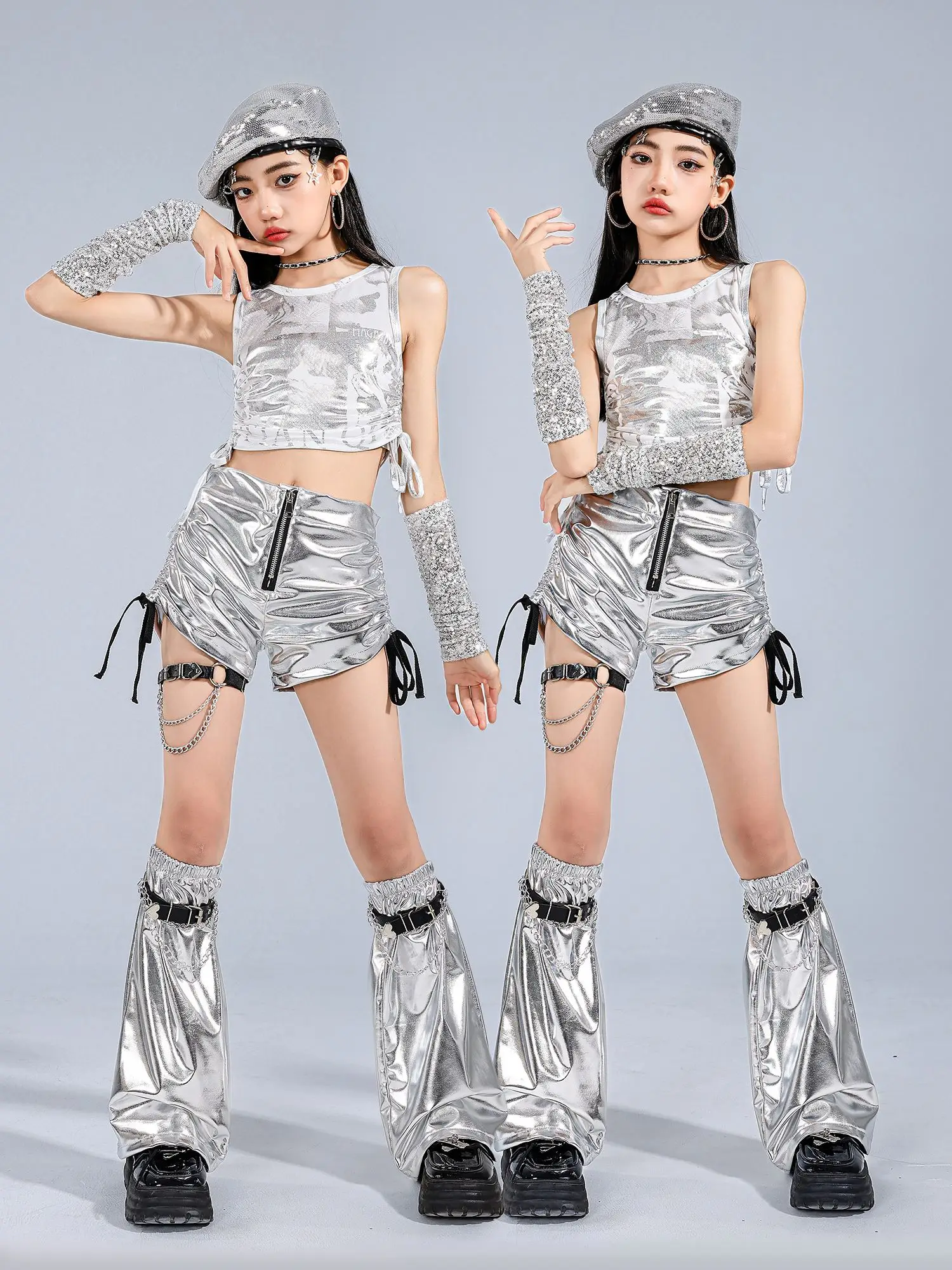 Bambini Argento Jazz Cheerlead Costume di danza Ragazze Top Pantaloncini Estate Kpop Hip Hop Performance Abiti Concerto Stage Wear BL16634