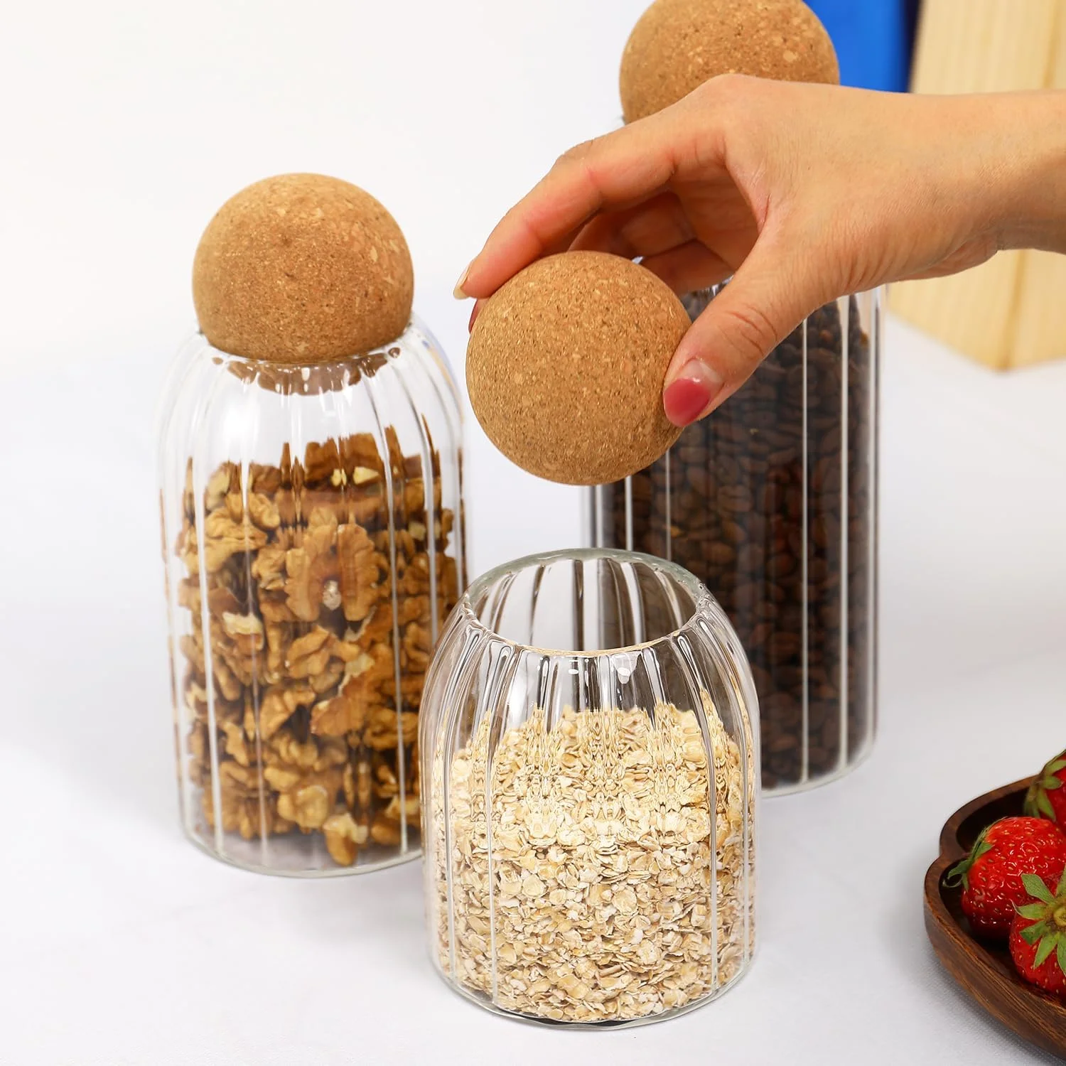 مجموعة جرة زجاجية خزان طعام مع سدادة خشبية محكمة الغلق لعلبة المطبخ - مثالية للدقيق والسكر والبسكويت والمكسرات والحلوى